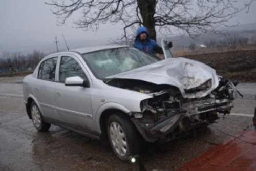 Un câine a băgat în spital o femeie! Accident rutier violent produs pe drumul Dorohoi-Botoșani