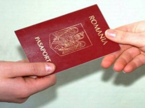 Începând din 1 aprilie Poșta Română va distribui pașapoartele către persoanele fizice