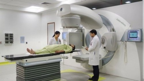 Pacienții cu afecțiuni oncologice vor beneficia, de la 1 mai, de un subprogram de radioterapie