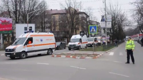 Sirenele ambulanțelor au răsunat pe străzile din Botoșani! Sute de oameni alături de Nea Costică! - VIDEO