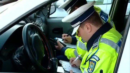 Ce trebuie să compleze poliţiştii în procesul-verbal de contravenţie ca să nu fie declarat NUL