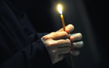 Lumina Sfântă de la Ierusalim …