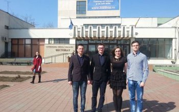 Maşina viitorului, fără şofer: trei …