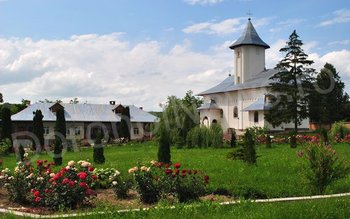 Mănăstirea Gorovei invită credincioșii la …