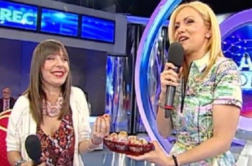 Simona Gherghe a dat vestea în direct. Este însărcinată