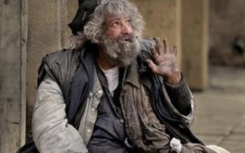 Uimitoarea poveste a cerșetorului din …