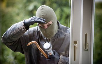 Șeful poliției din Dorohoi prădat …