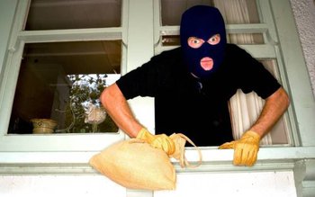 Locuința unui bărbat din Dorohoi …