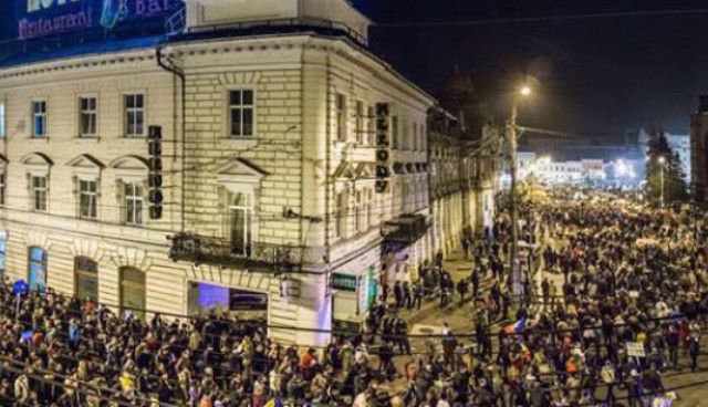 Sindicaliştii din administraţia locală ameninţa cu un miting la Bucureşti şi greva pe termen nelimitat