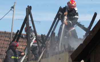 Familie din Pomârla rămasă fără …