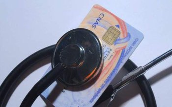 Pacienţii nu îşi pot ridica …