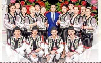 Ansablul Folcloric ”HORA” Vlăsinești ajunge …