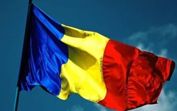 Se schimbă steagul României