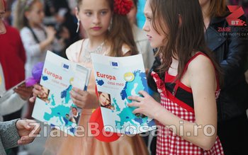 Copii frumoși de Ziua Europei …