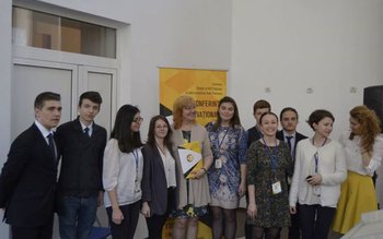 Amfiteatrul Colegiului Național „A.T. Laurian” …