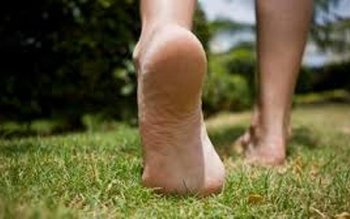 Remediu rapid pentru călcâie uscate …