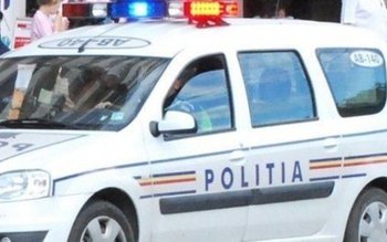 Accident! Adolescent luat pe capotă …