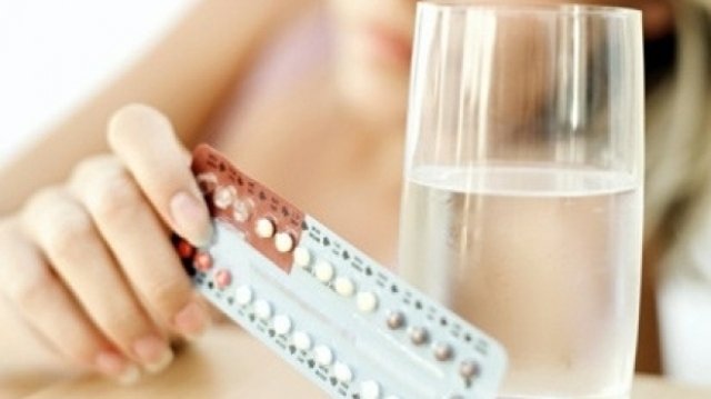 Risc crescut de tromboză confirmat la femeile care iau cele mai noi anticoncepționale