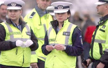 Polițiștii la datorie, de Rusalii