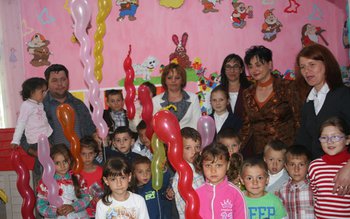 Deputatul PSD Tamara Ciofu, alături …