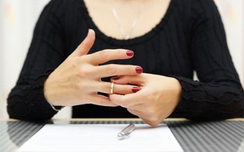 Un cunoscut fotbalist român a …