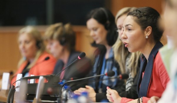 Claudia Ţapardel promovează la Bruxelles carierele femeilor în domeniul transporturilor