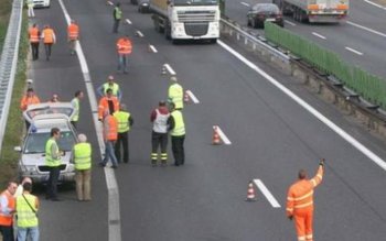 Autocar plin cu români, implicat …