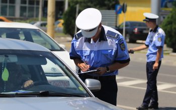Tânăr din Botoșani depistat conducând …