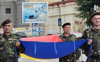 Onor adus Tricolorului de doamnele …