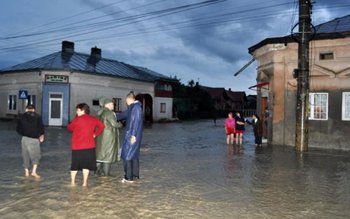 Cinci ani de la potop! …