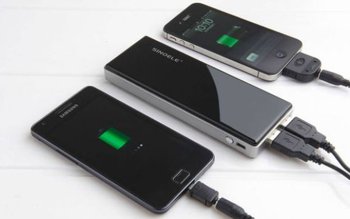 Majoritatea oamenilor își încarcă telefonul …