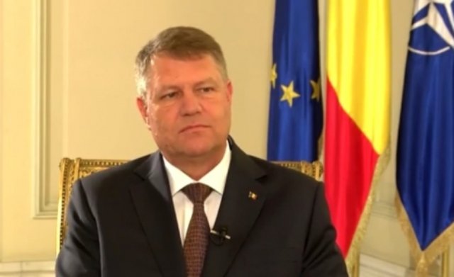 Iohannis a semnat legea: Se dau banii înapoi