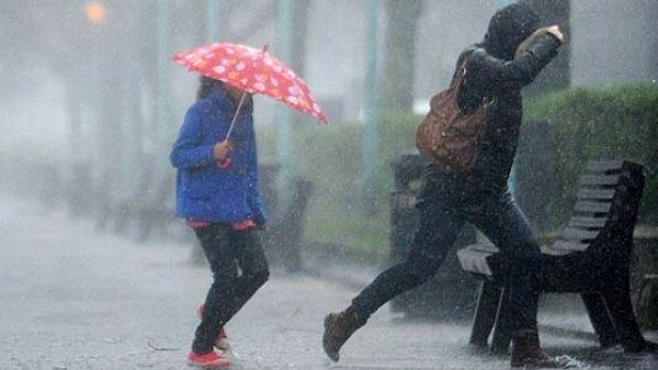 Vin ploile! Meteorologii au anunțat instabilitate atmosferică accentuată pentru toată țara