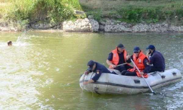 Bărbat din Cândești dat dispărut în râul Siret! Pompierii efectuează căutări în zonă 