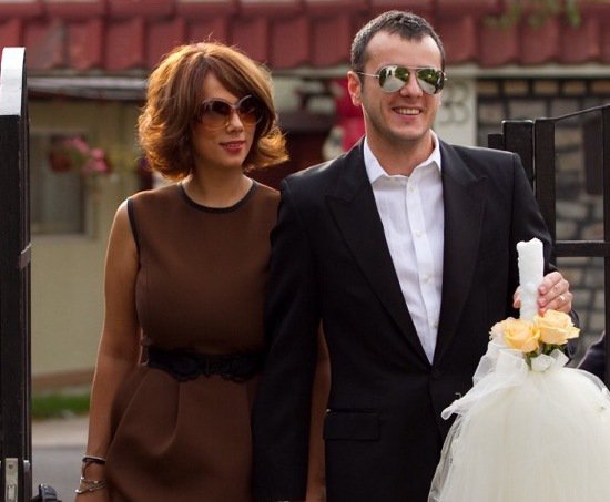 O cântăreață de la noi a spus „Da”! Vedeta s-a măritat sâmbătă cu bărbatul de care a divorțat în trecut