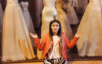 Prietenele i-au copt Adelei Popescu …