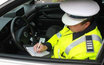 Șofer cercetat după ce a …