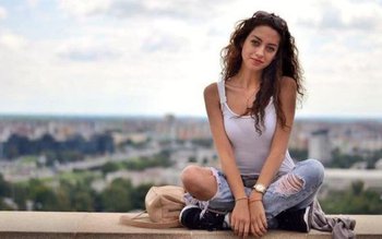 Perla pleacă la Bruxelles! Mândria …