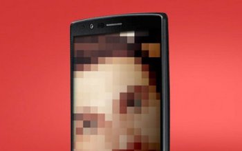 Te uiţi pe site-uri porno …