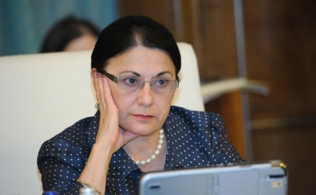 Decizia ICCJ: Ecaterina Andronescu urmărită penal