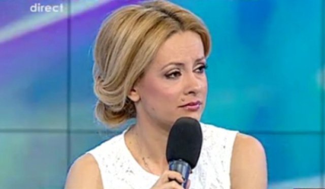 Simona Gherghe, dată în judecată