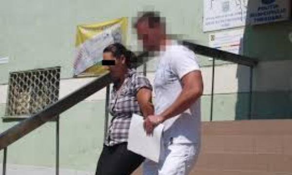 Șocant! O femeie din Botoșani și-a bătut mama până a băgat-o în mormânt