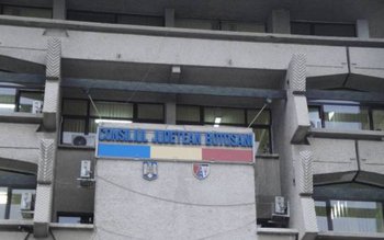 Vezi schimbările din Consiliul Judeţean …