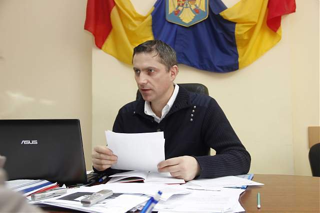 Șeful Casei Judeţene de Asigurări de Sănătate Botoşani, demis din funcţie