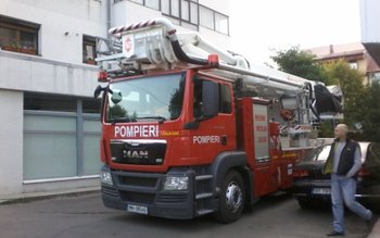 Botoșăneancă transportată la Secția de …