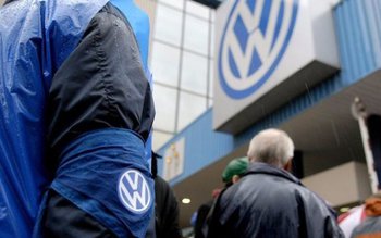 VW a găsit vinovaţii pentru …