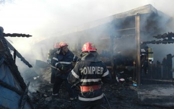 Bucătărie de vară „aprinsă” din …