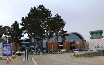 TAROM va opera de pe …