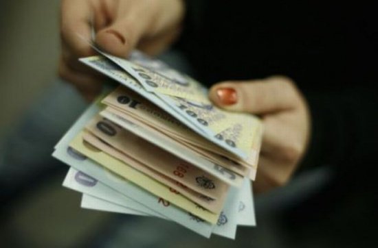 Salariile din învăţământ vor fi majorate cu 15% de la 1 decembrie 2015