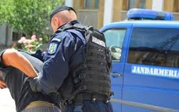 Scandalagiu depistat de jandarmi strada …
